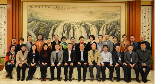 关注癫痫??与爱同行